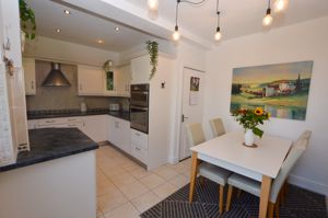 Kitchen/Diner- click for photo gallery